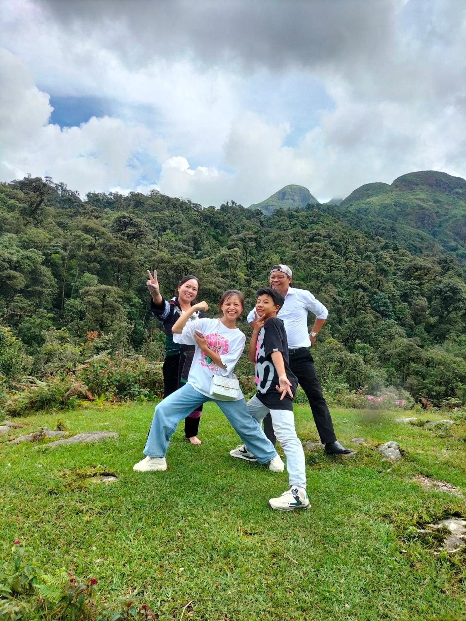 Muong Hoa Hmong Homestay Sa Pa Ngoại thất bức ảnh