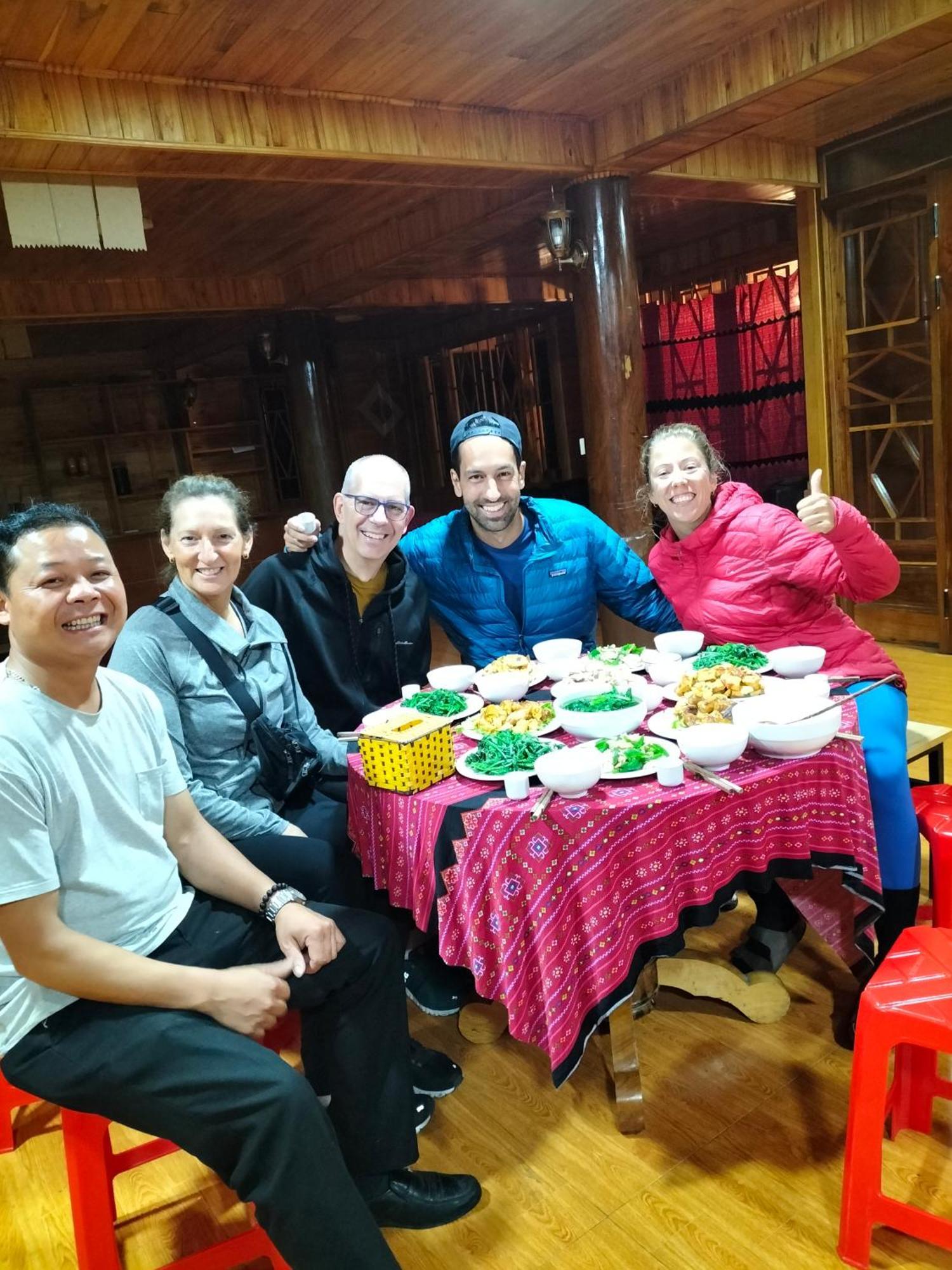 Muong Hoa Hmong Homestay Sa Pa Ngoại thất bức ảnh