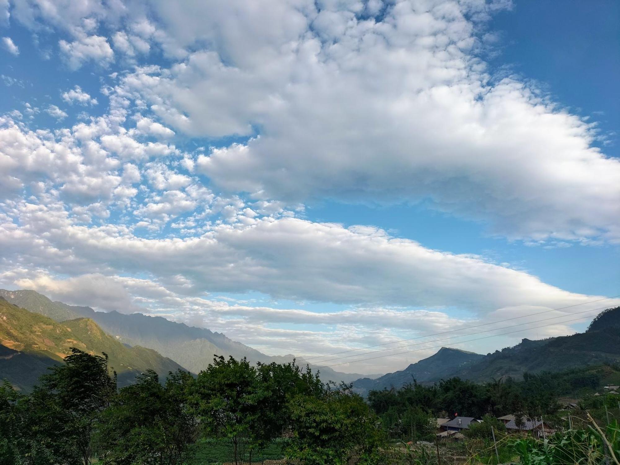 Muong Hoa Hmong Homestay Sa Pa Phòng bức ảnh