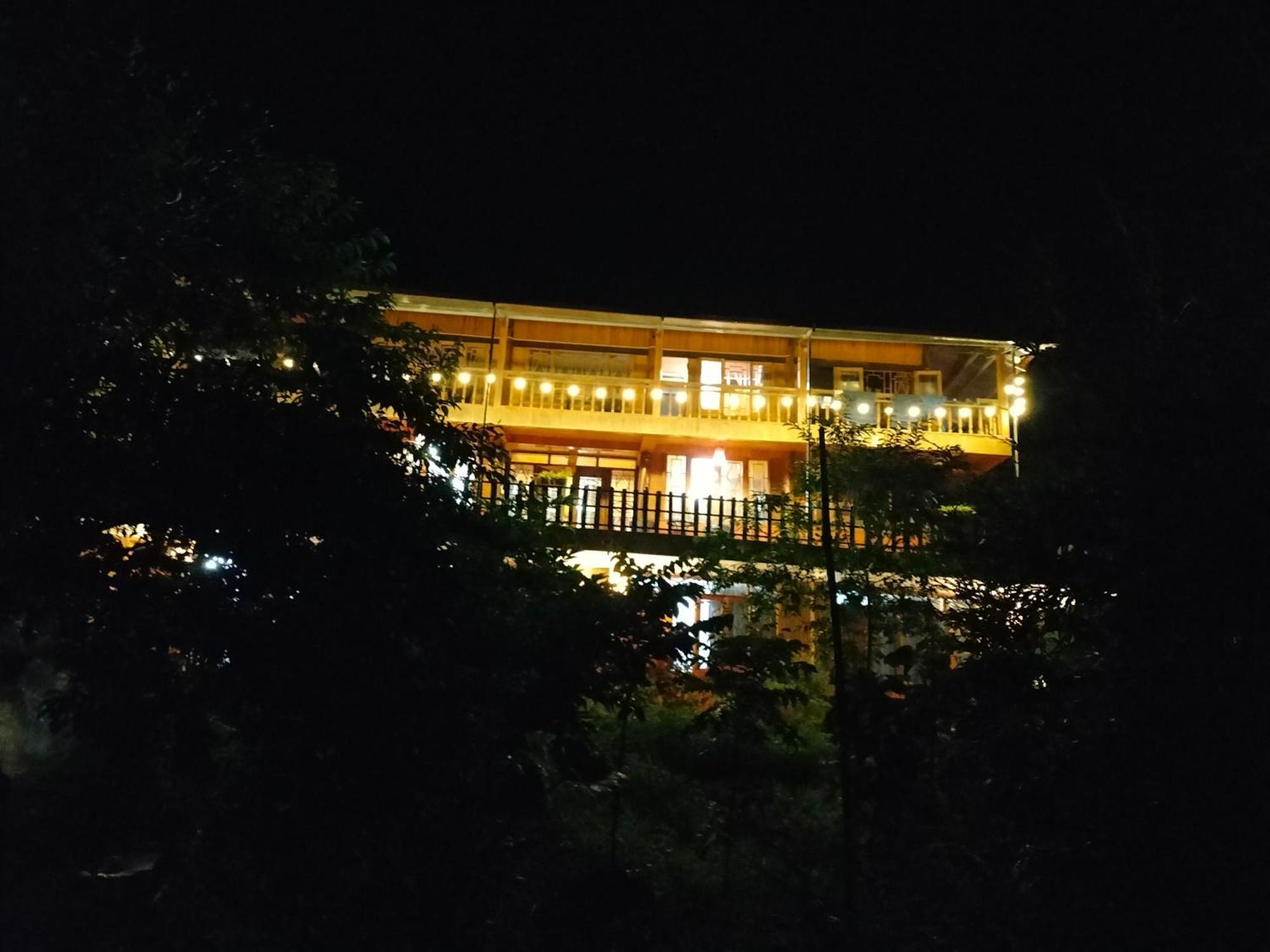 Muong Hoa Hmong Homestay Sa Pa Phòng bức ảnh